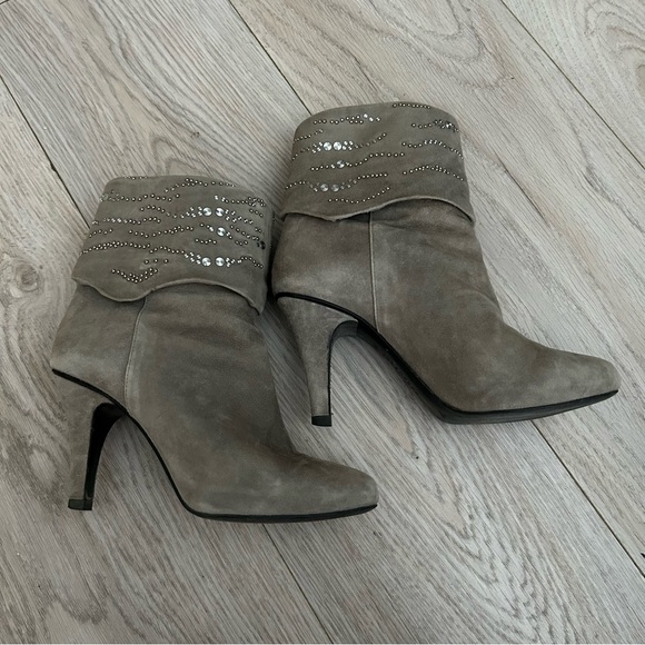 Genuine Leather Suede Grey Heeled Boots Size 6 - Picture 2 of 12